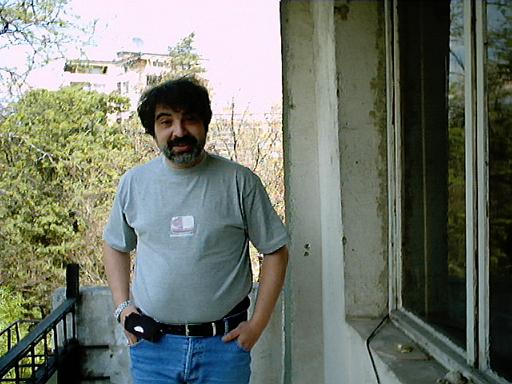 03.jpg (41601 bytes)